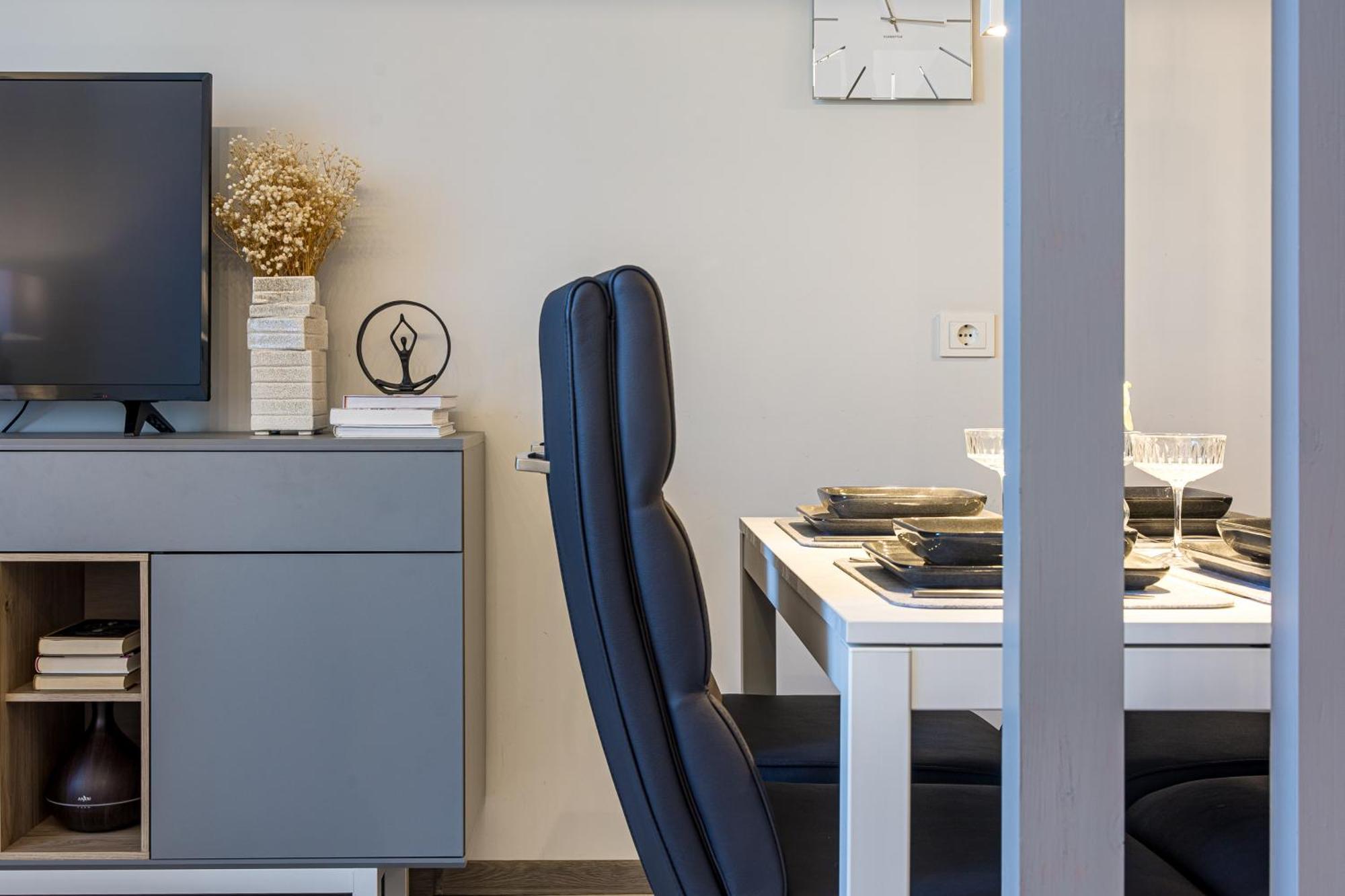 Loft Apartment In Klaipeda Oldtown Экстерьер фото