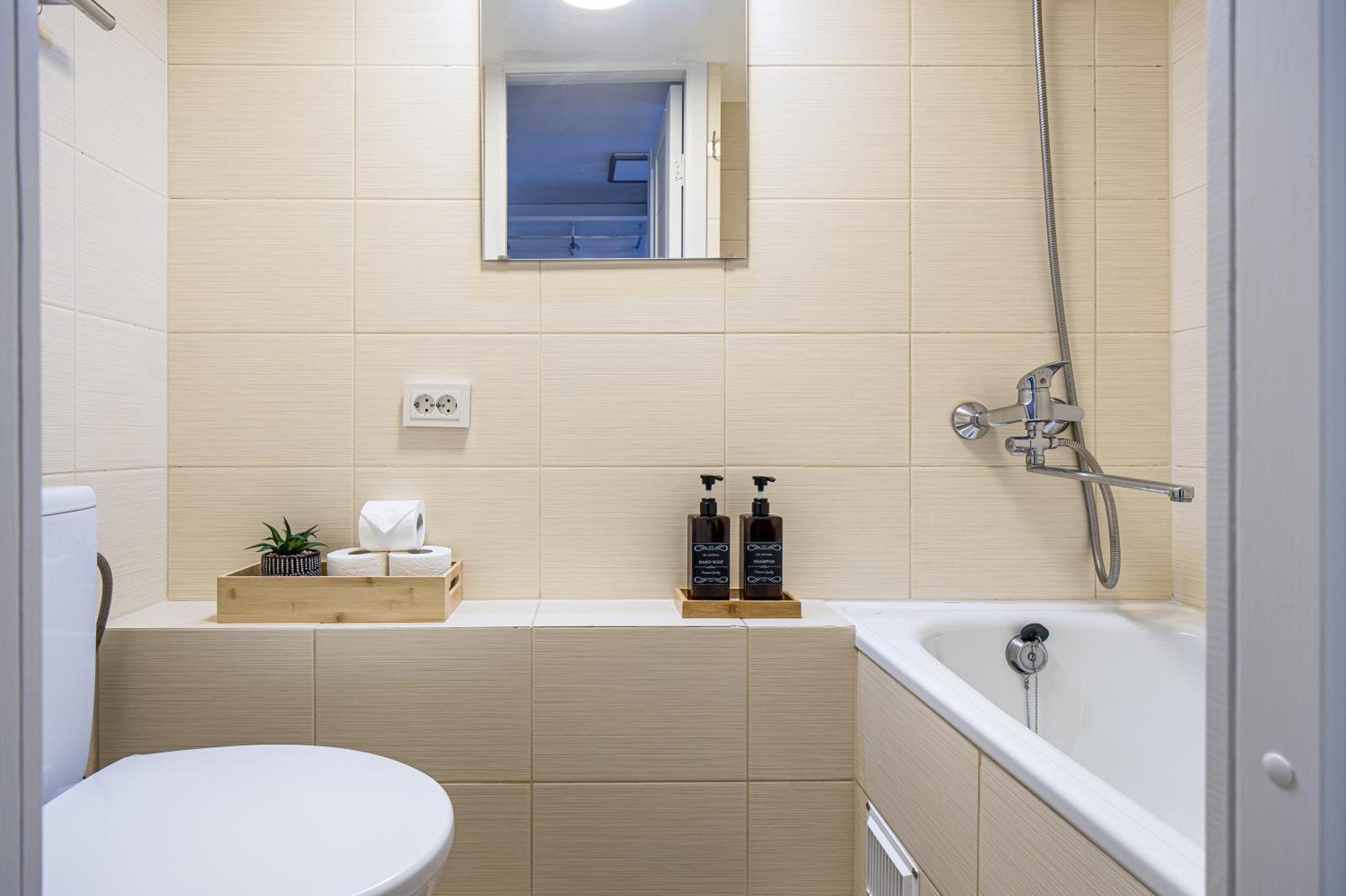 Loft Apartment In Klaipeda Oldtown Экстерьер фото