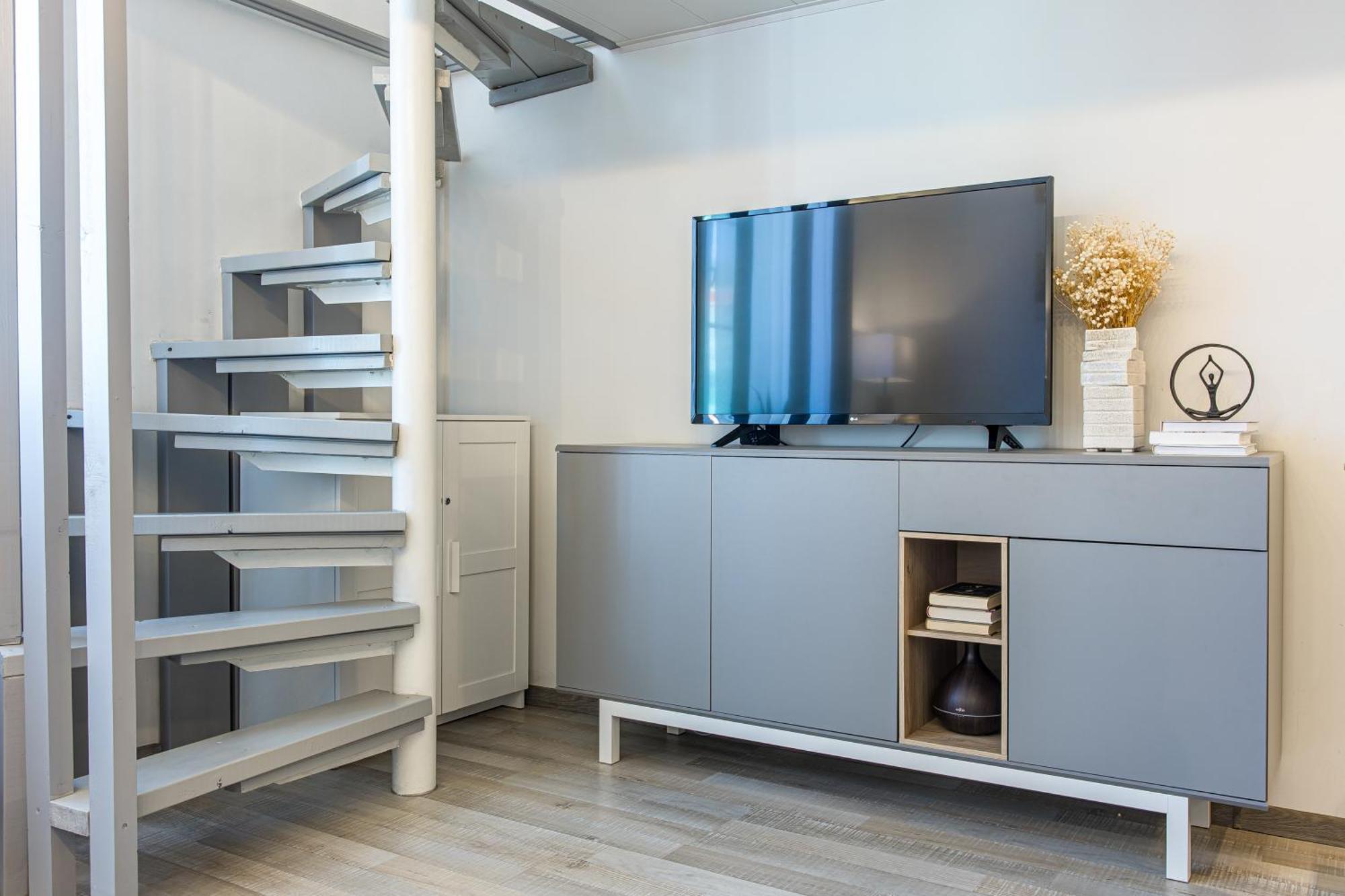 Loft Apartment In Klaipeda Oldtown Экстерьер фото