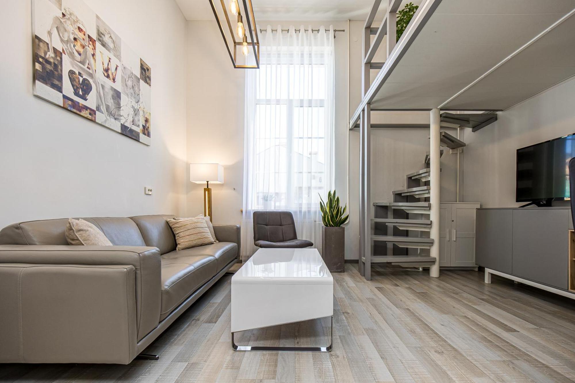 Loft Apartment In Klaipeda Oldtown Экстерьер фото