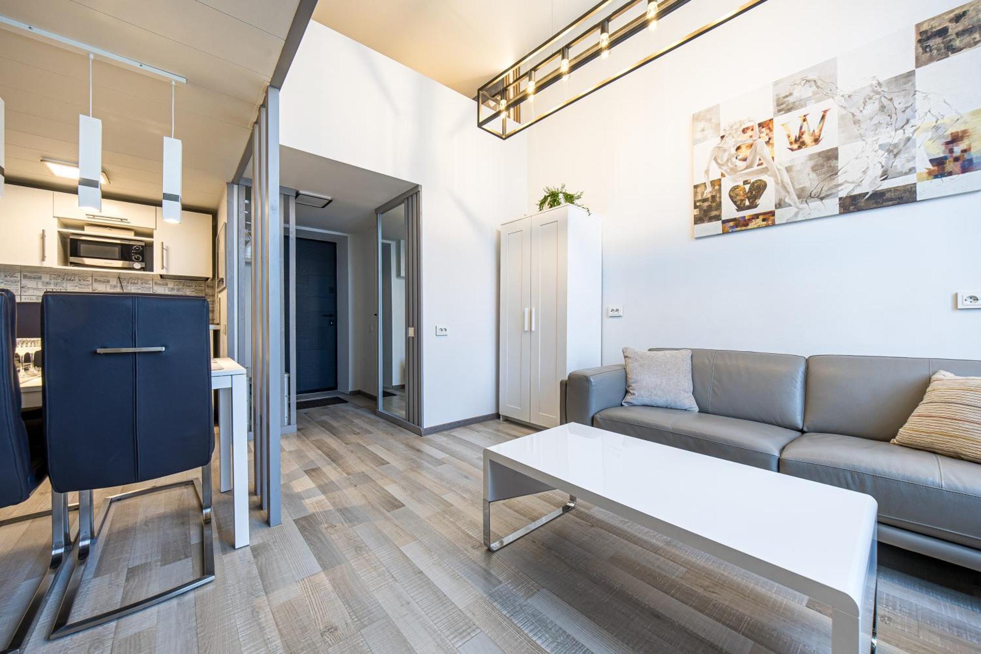 Loft Apartment In Klaipeda Oldtown Экстерьер фото